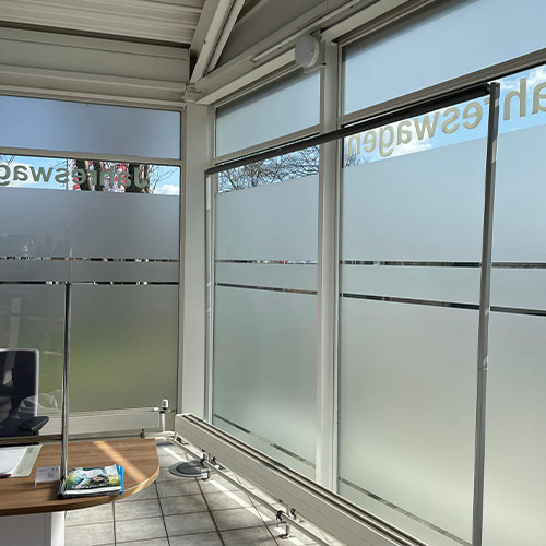 folientechnik_schoenen_Glasveredelung_Sichtschutzfolie